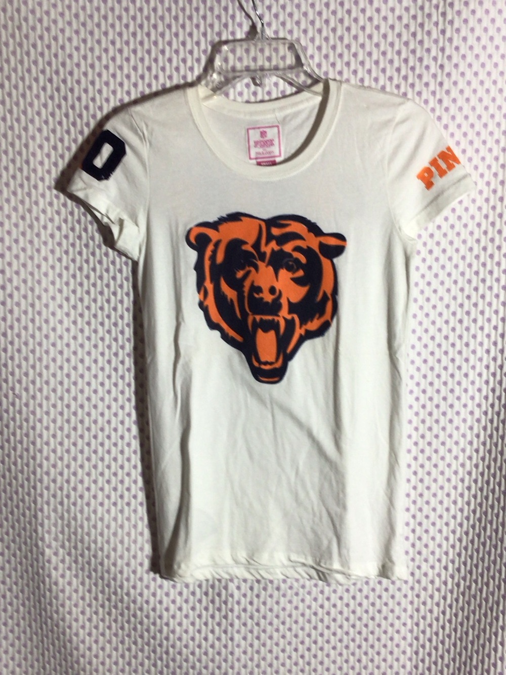 VSPink Y2K vintage NFL Chicago Bears t-shirt